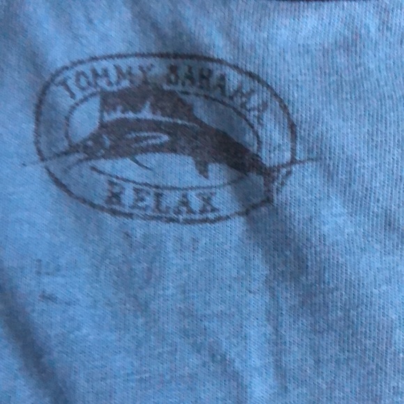 Tommy Bahama Men’s light blue cotton shirt size Med - Picture 3 of 5